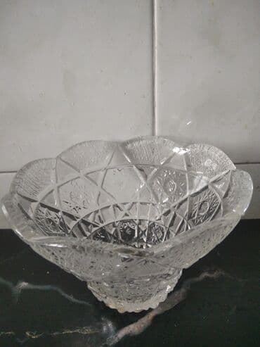 Çaydanlar və qəhvədanlar: Dekor dəstləri 1) Şüşə/kristal meyvə qabı – dərin, səkkizguşəli kəsim — 1