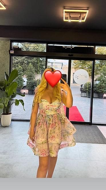don: Gül printli qısa yay donu - Model: A-kəsimli, qabarıq ətəkli mini don — 1