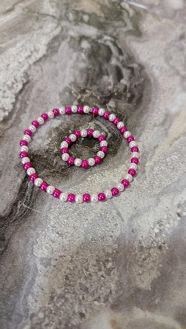 Əl işi qolbağ üzüyü ilə birlikdə — 1