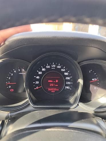 kia ceed motor: Kia cee’d SW (station wagon), gümüşü rəng. - Geniş və funksional — 10