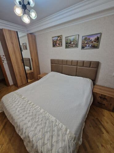 işıqlı guzgu: İkinəfərlik çarpayı, 2 tumba — 1