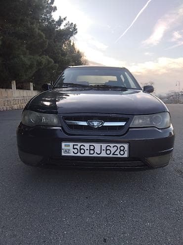 Daewoo Nexia: 1.5 l | 2010 il Sedan