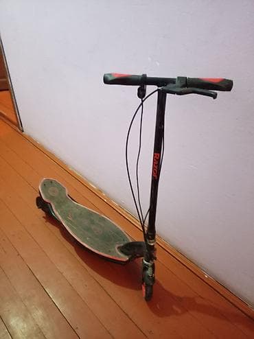 Razor elektrikli skuter - Brend/model: Razor (gövdədə və göyərtədə — 1