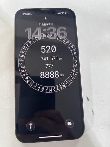 stranger things max: IPhone 13 Pro, Göy, Simsiz şarj — 2