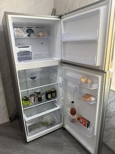 samovar satilir: Samsung iki qapılı soyuducu (üst kamera dondurucu) - Rəng — 3