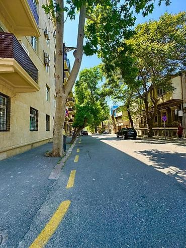 1 otaqli menzil satilir: Bakı, 1 otaqlı, Köhnə tikili, 32 kv. m — 2
