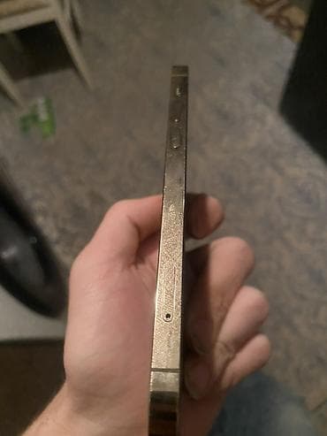 iphone 12 kabro: IPhone 12 Pro, Qızılı — 3