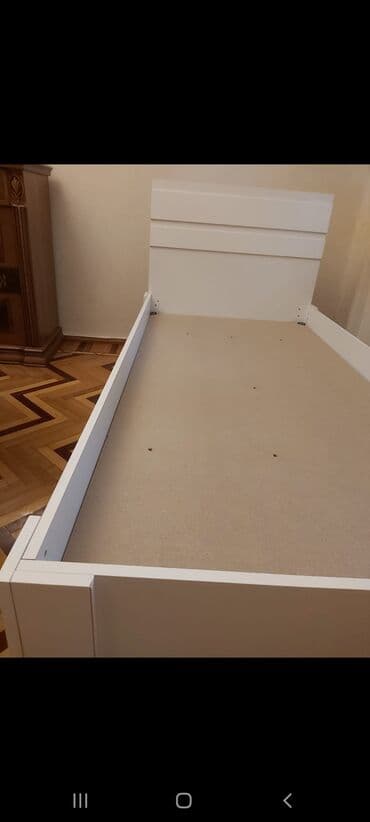 tek neferlik yataq mebeli: İşlənmiş, Təknəfərlik çarpayı, Bazasız, Matrassız, Siyirməsiz — 3