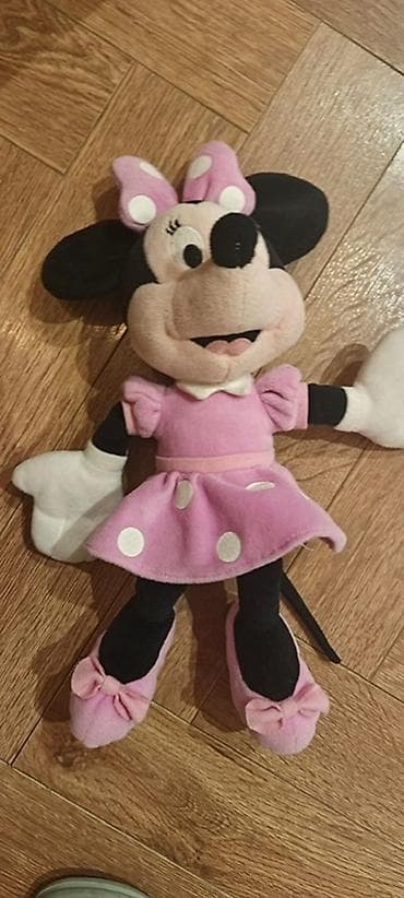 Uşaq geyimi və ayaqqabıları: Uşaq oyuncaqları dəsti Balaca kuklalar 2 manat böyük kuklalar isə 5 — 4