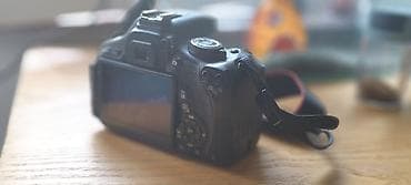 a 7: Canon EOS 600D DSLR fotoaparat (gövdə) - Sensor: 18 MP APS‑C CMOS - — 5