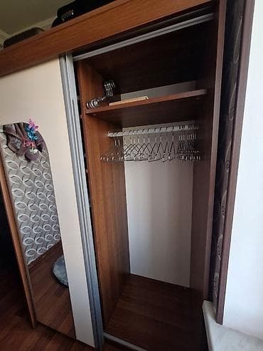 Dolablar: 2 qapılı, Güzgülü, Qəhvəyi, Digər material, Kupe, Düz dolab — 2