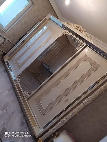 masa dəsdi: İkinəfərlik çarpayı — 2