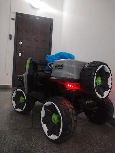 Oyuncaqlar: Uşaq üçün elektrikli off-road maşın - 4x4 Off Road dizaynı, iri dişli — 4