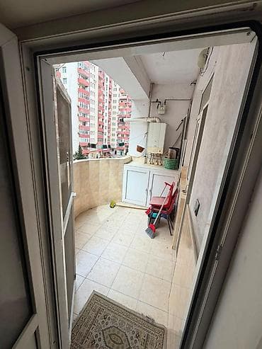 icarə az: Hezi Aslanov metrosunun düz çıxışında şanli urfanin düz arxasında 2 — 2
