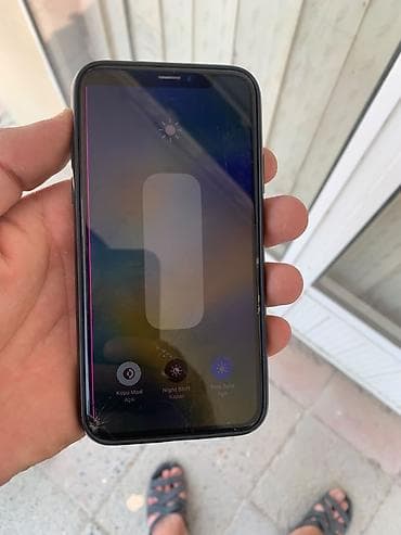 galaxy buds 4 pro: IPhone X, 64 GB, Matte Gold, Face ID — 1