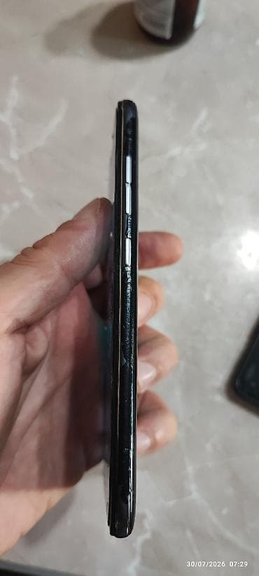 Poco Pocophone F1, 64 GB, rəng - Qara, Sensor, Barmaq izi, Face ID — 2