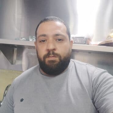 mebel ustasi isi axtariram: Donerci ustayam her novunu cewidini bilirem — 2