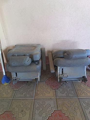 sumqayitda traktor satisi: Məhsul: Avtomobil üçün arxa sıra oturacaqlar (2 ədəd) Təsvir: - İki — 2