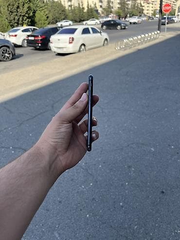 IPhone SE 2020, 64 GB, Qara — 3