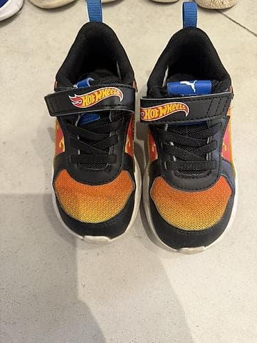 krosovka ayaqqabı: Rəng - Qara Krossovkalar, Puma, Ölçü: 24, Uniseks — 1