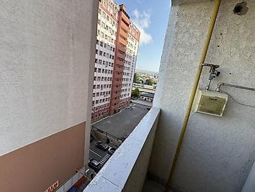 ev kiraye: Məkan: çoxmərtəbəli yaşayış binasında mənzil Təsvir: - Şəhər — 2