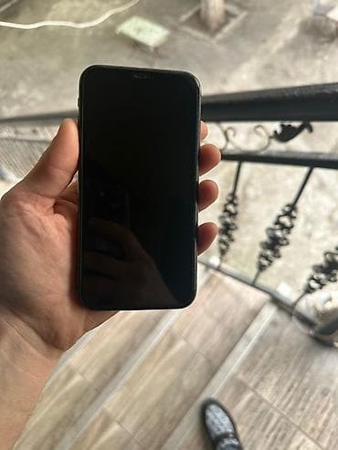 IPhone 11, 128 GB, Qara, Face ID