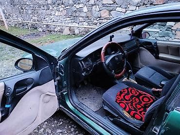 cruze ehtiyat təkər: Opel Vectra: 2 l | 1996 il 121331646 km Sedan — 5