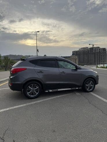 masin aformut qiymeti 2023: Hyundai ix35: 2.4 l | 2013 il Ofrouder/SUV — 5