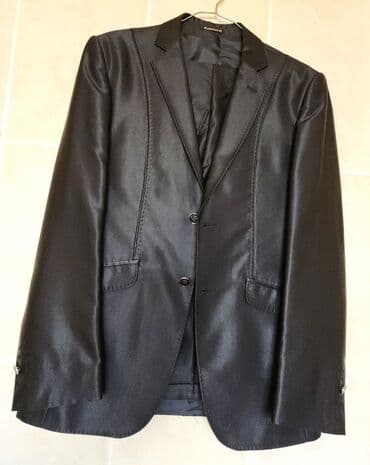 kişi ucun klassik qara kostyum: Kostyum 48 razmer — 1