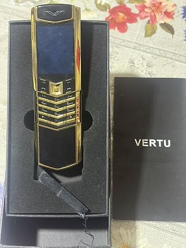 nokia e90 communicator: Vertu rəng - Qızılı, Düyməli — 7