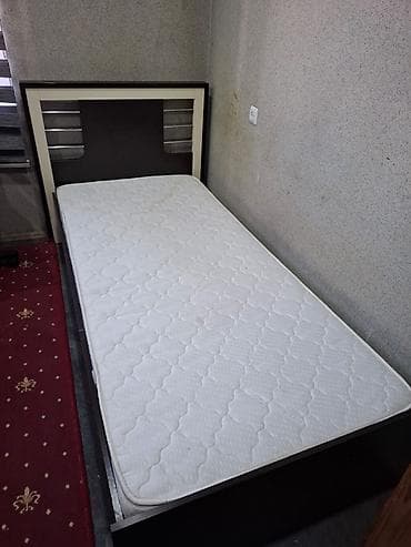 Tək nəfərlik döşəklə birgə çarpayı dəsti. - Ölçü: təxmini 90x190 sm — 1
