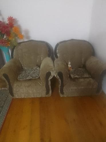 Yeni, Klassik divan, Divan