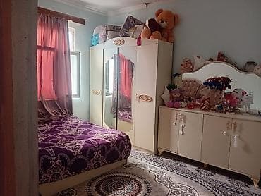 şirvan ev alqi satqisi: 5 otaqlı, 90 kv. m, Orta təmir — 10