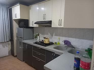 Işlənmiş mətbəxt mebeli yaxşı vəziyyətdədir Üstü tökmə mərmərdir — 4