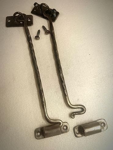Dəmir pəncərə/qapı üçün vintli qarmaq-bənd dəsti (2 ədəd) Пара кованых lalafo.az -da Dəmir pəncərə/qapı üçün vintli qarmaq-bənd dəsti (2 ədəd) Пара кованых