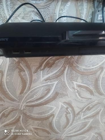sony 3: Sony PlayStation 3 (PS3) Slim oyun konsolu Xüsusiyyətlər: - Diskli — 2