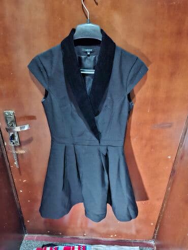 Toy paltarları və aksesuarları: Qadın geyimləri dəsti – 4 ədəd 1) Qara qısa don (NIKKIE, ölçü S) - — 1