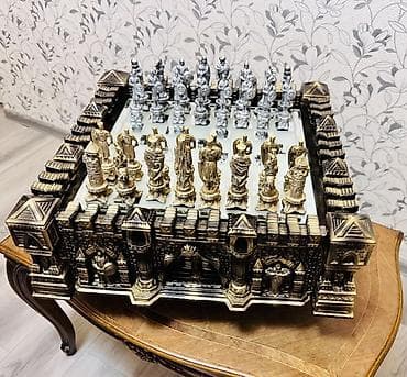 Orijinal dizayna malik tematik şahmat və nərd dəstləri Tamamilə əl — 4