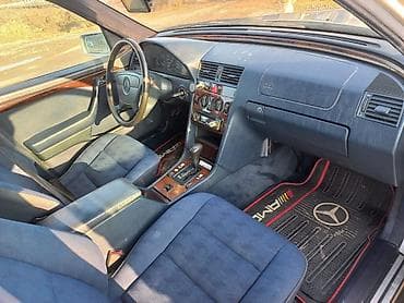 mercedes benz w204: Mercedes-Benz C 200: 2 l | Sedan — 9