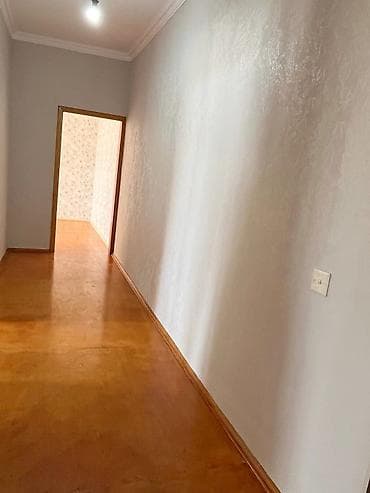 kirayə evler zabrat: Sumqayıt şəhəri, 13 mkr, 9/1 i, 2 otaq 3 otaqlıya düzəlib,otaqların — 3