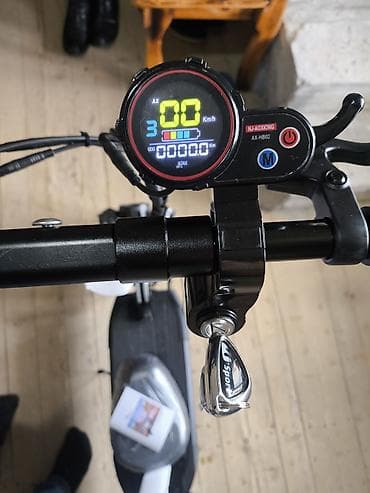 samakat: Elektrik skuter – qara/qırmızı dizayn, güclü şəhər və off-road yürüşü — 9