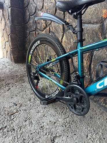 suru: Crosser velosiped – şəhər və yüngül off-road üçün rahat universal 24 — 6