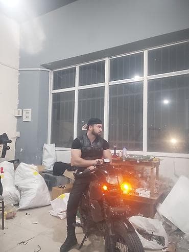 honda civic bufer: Motosiklet – “Limited Edition” üslubunda kafe-reyser/kruizer tərzi — 2