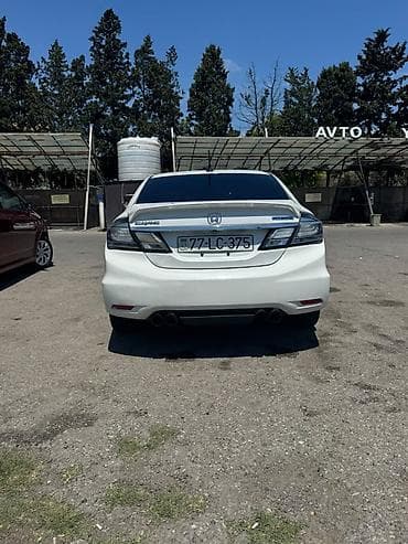 diffuser satisi: Honda Civic: 1.5 l | 2014 il Sedan — 2