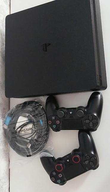 Video oyunlar və konsollar: Sony PlayStation 4 Slim – 500 GB Komplekt: - PS4 Slim (500 GB daxili — 3