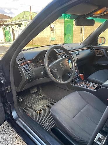 gurcustan maşın bazari mercedes: Təcili satılır. clasic E270 CDI Mator karopka ideal vəziyyətdədir — 9