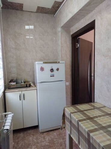 ehmedlide ev: Nərimanov Əhməd Rəcəbli küçəsində (Nərimanov metrosuna 5 dəq məsafə) — 9