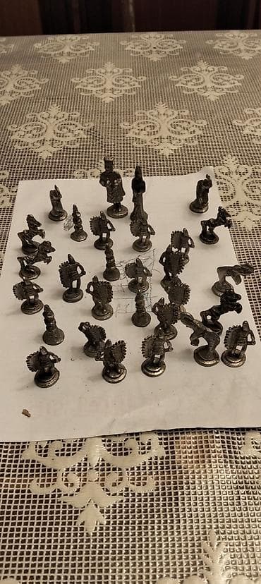 Kitablar və jurnallar: Sovet dövründən qalma markalar satılır — 1