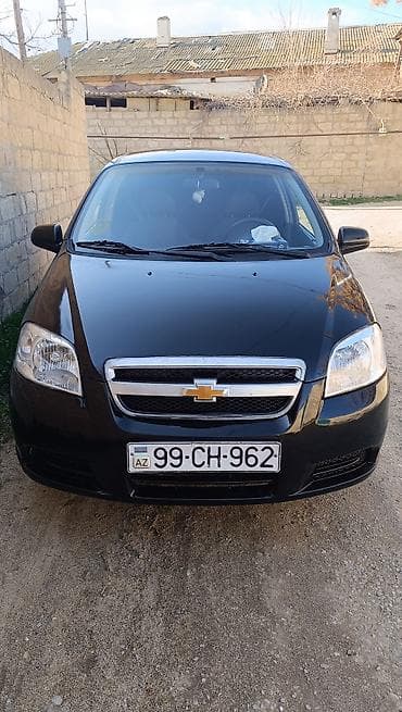 vaz 21 06 matoru: Chevrolet Aveo sedan – qara rəng, Azərbaycan nömrə nişanı 99-CH-962 — 1