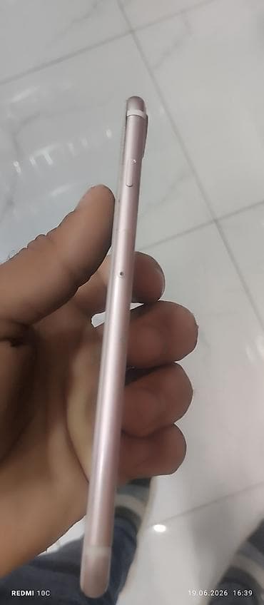iphone 7 plus в 2020: IPhone 7 Plus, Rose Gold, Отпечаток пальца — 3